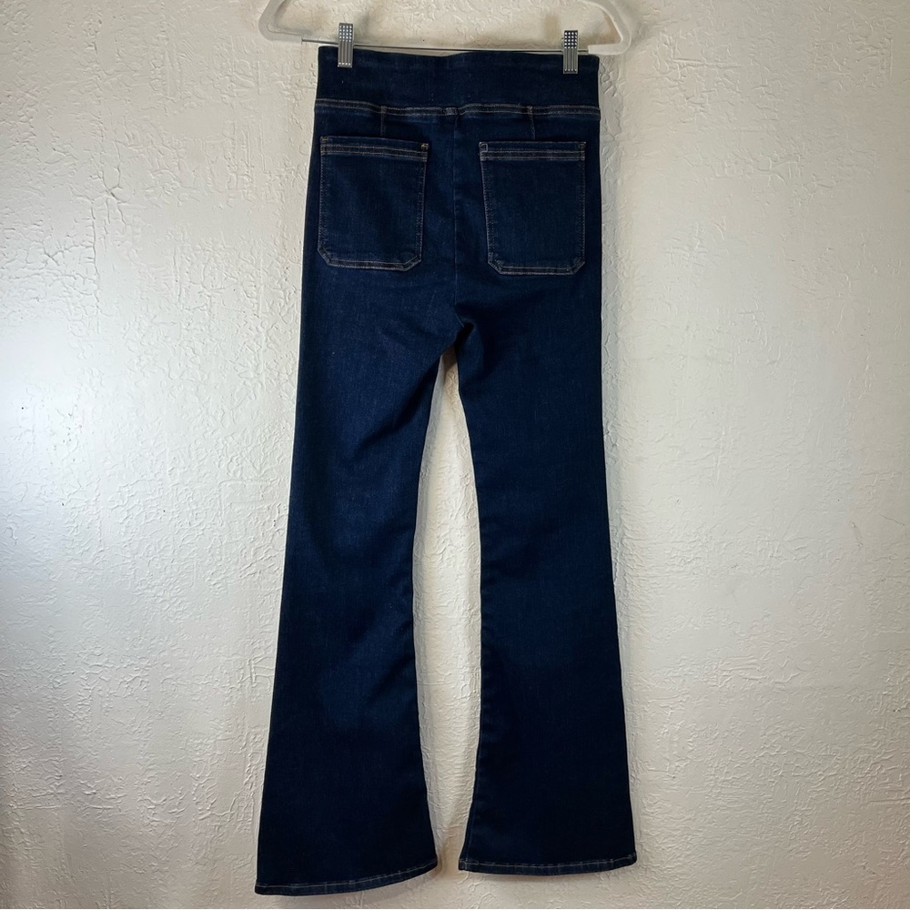 Frame The Bardot Jetset High Rise Flare Jeans in Blue - Picture 8 of 13